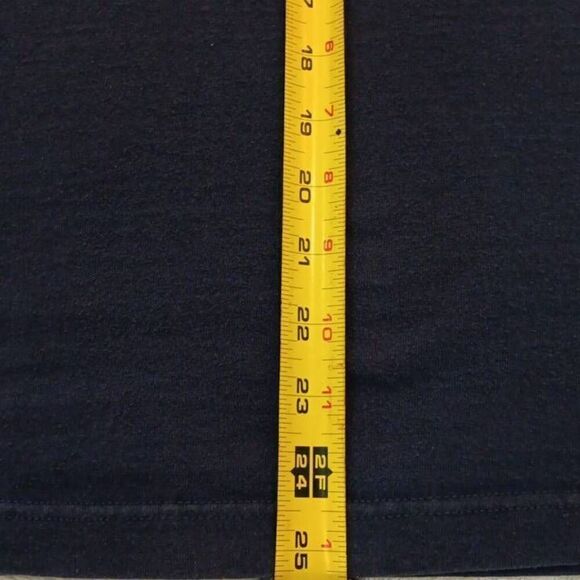 Boston Red Sox Tshirt Size XL (Wears more like a large) PTP 19.5" Length 25" Br - Picture 6 of 6